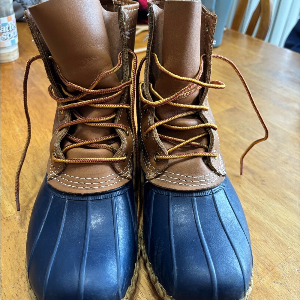 L. L. Bean Bean boots Size 9.5 - Picture 2 of 7